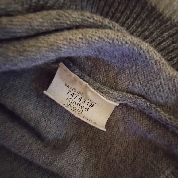 MISSLOOK- Gray Sweater with White Scalloped Trim - Picture 5 of 5